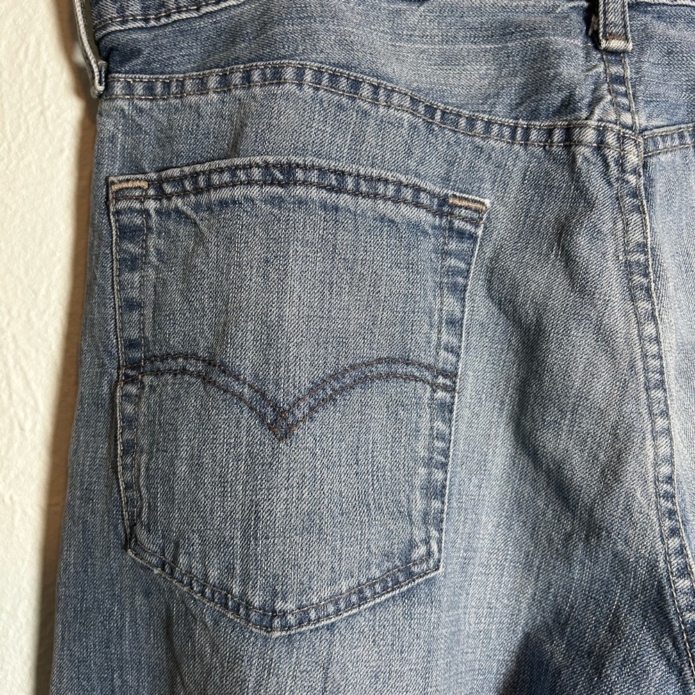 Levi's 514 Men's Straight Jeans in Faded Blue Size 36 x 30 - Picture 5 of 10